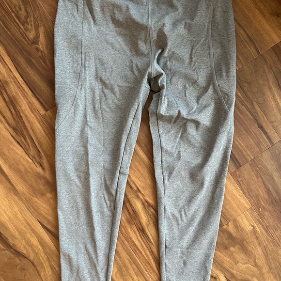 NWT ASOS running legging with pocket. - Picture 5 of 5